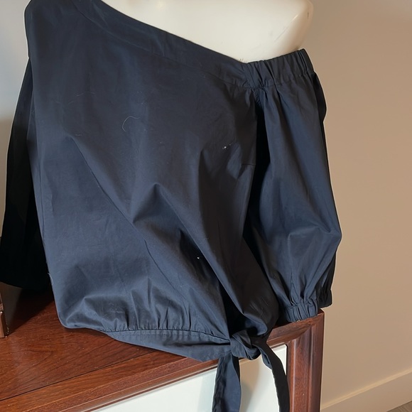 Ralph Lauren Black Asymmetrical Off One shoulder blouse - Picture 4 of 8